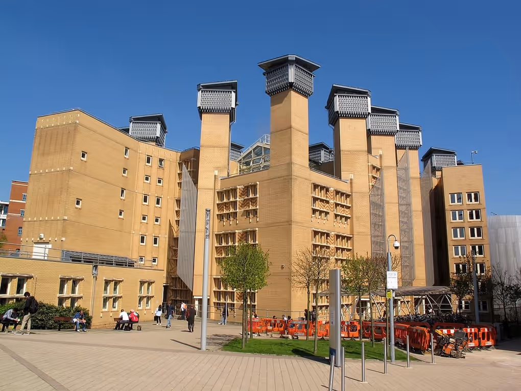 Coventry University – University Guide for GCC and Southeast Asian Students