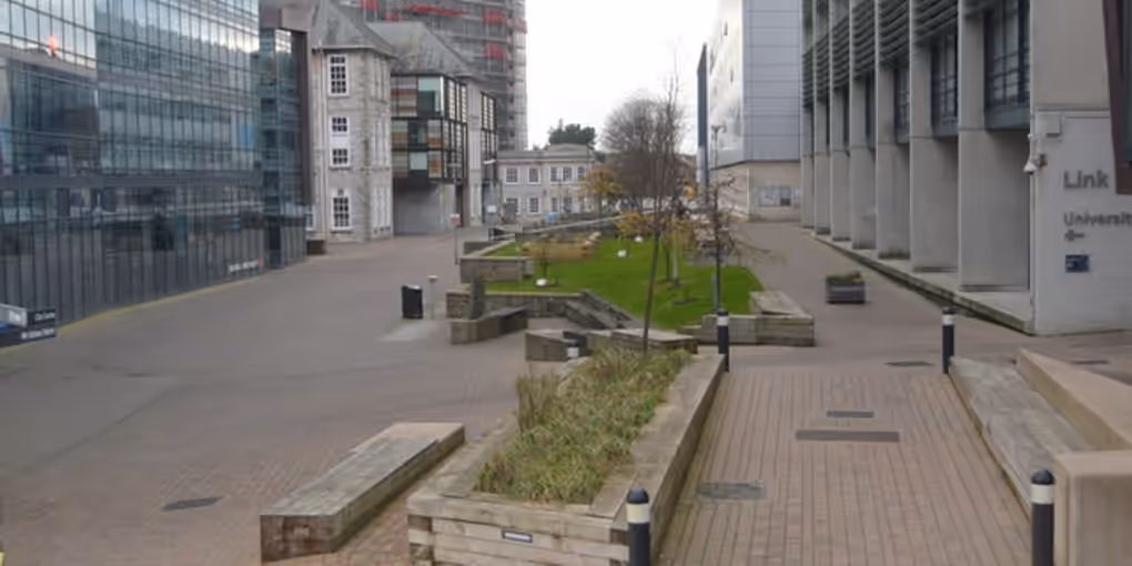 University of Plymouth – University Guide for GCC and Southeast Asian Students